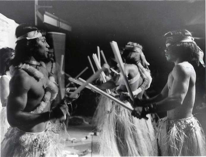 1978 Micronesian Performers 3
