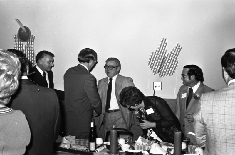 1977 Chamber of Commerce Awards Banquet, Carlos Easley 01