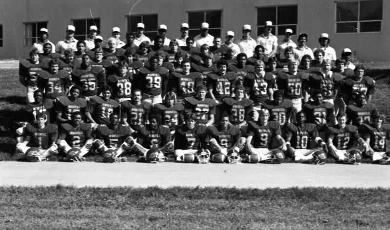 1981 Football Team 03