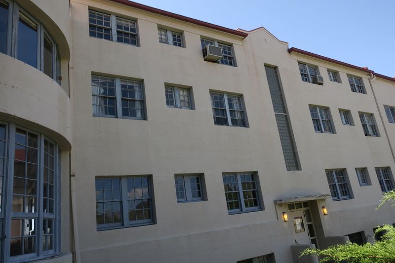 Dorian and Hunt Hall 68