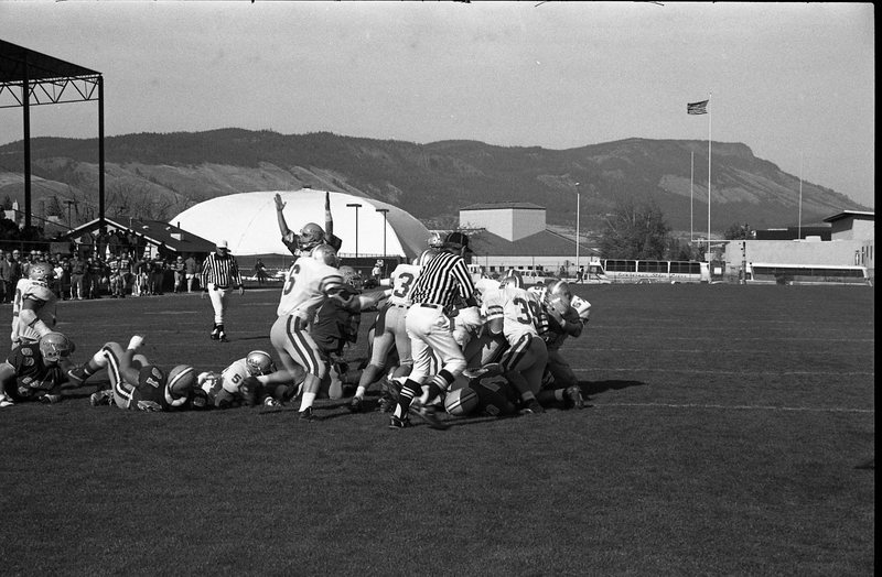 1990 Football Action, Western Oregon University at EOSC