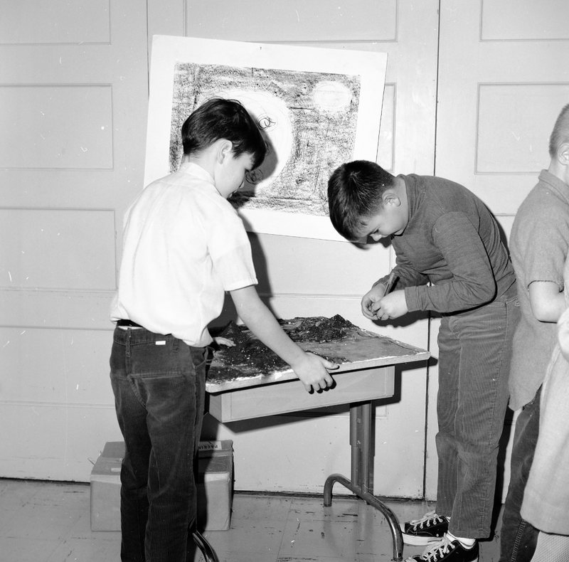 1968 Ackerman Elementary School, Art 01