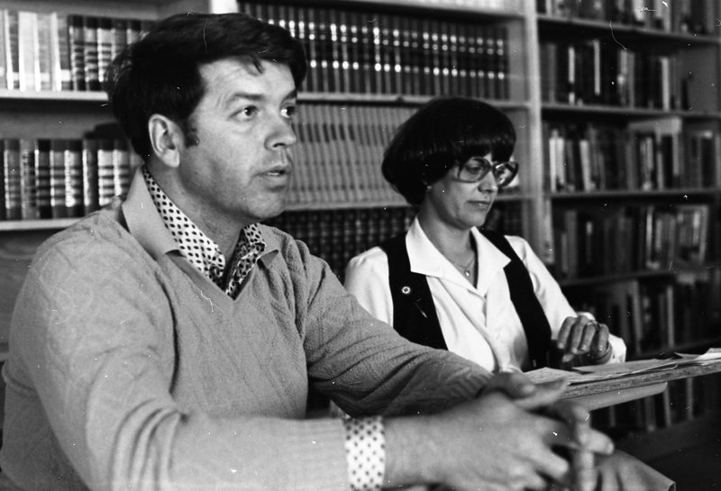 1980 Meeting, Library 01