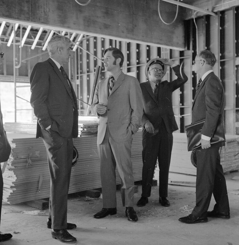 1972 Hoke Hall, Officials Tour 06