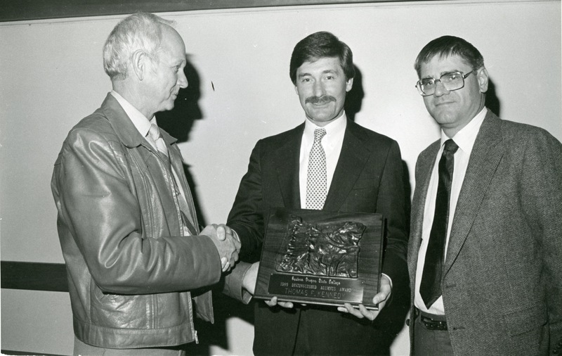1985 Distinguished Alumnus Award, Thomas Kennedy 01