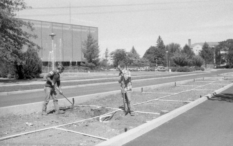 1986 Employees, Groundskeepers 04