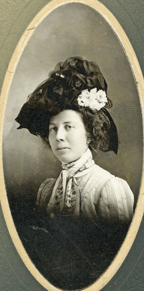 Portrait - Hutchinson, Margaret 4