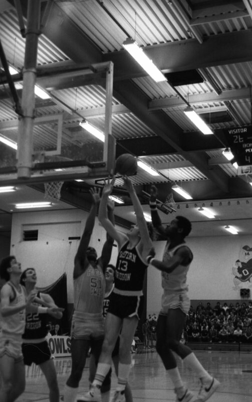 1986 Basketball Action , EOSC vs. OIT 02