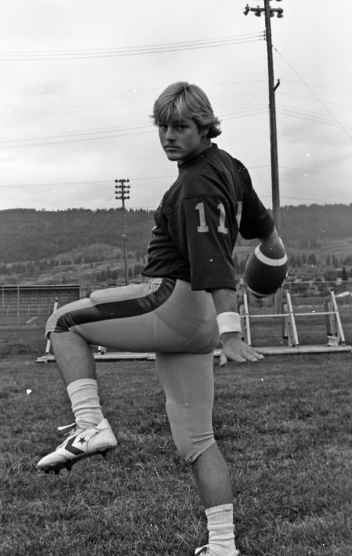 1980 Football Player, Portraits 08