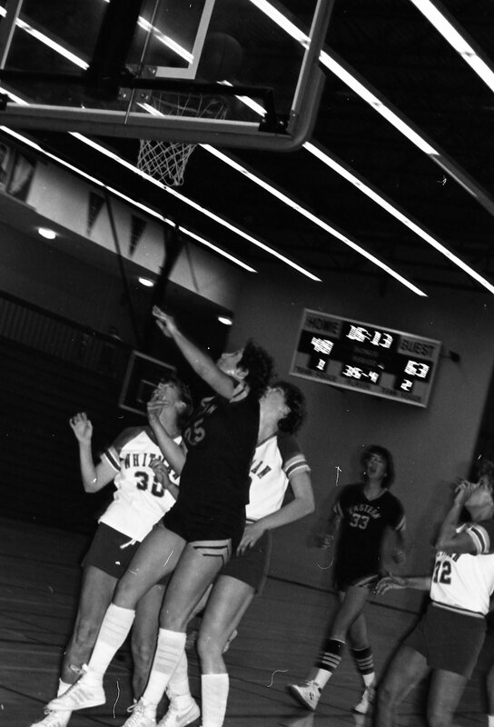1984 Women's Basketball Action, EOSC vs. Whitman 22