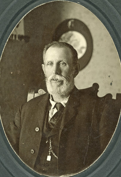 Portrait - McKinnis, J.L.