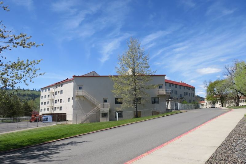 Dorian and Hunt Hall 141