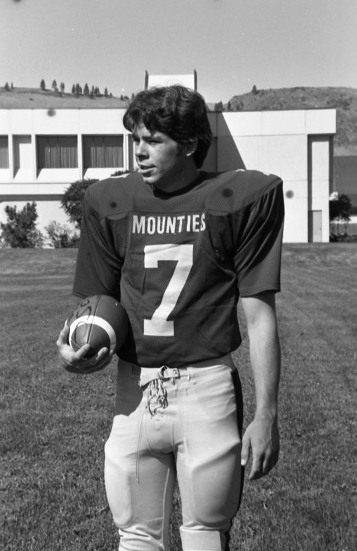 1981 Football Player, Portraits 38