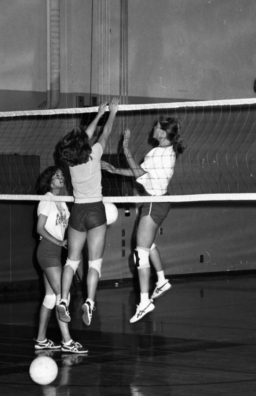 1978 Volleyball Action 16