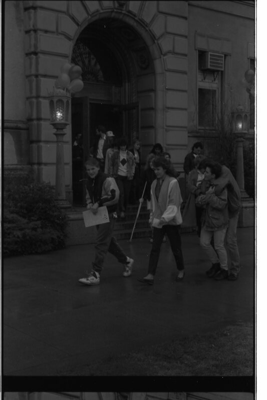1990 Inlow Hall, Open House Touring 02