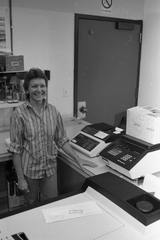 1985 Employees, Campus Mail 07