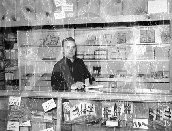 1949-50 Hoke Building Bookstore