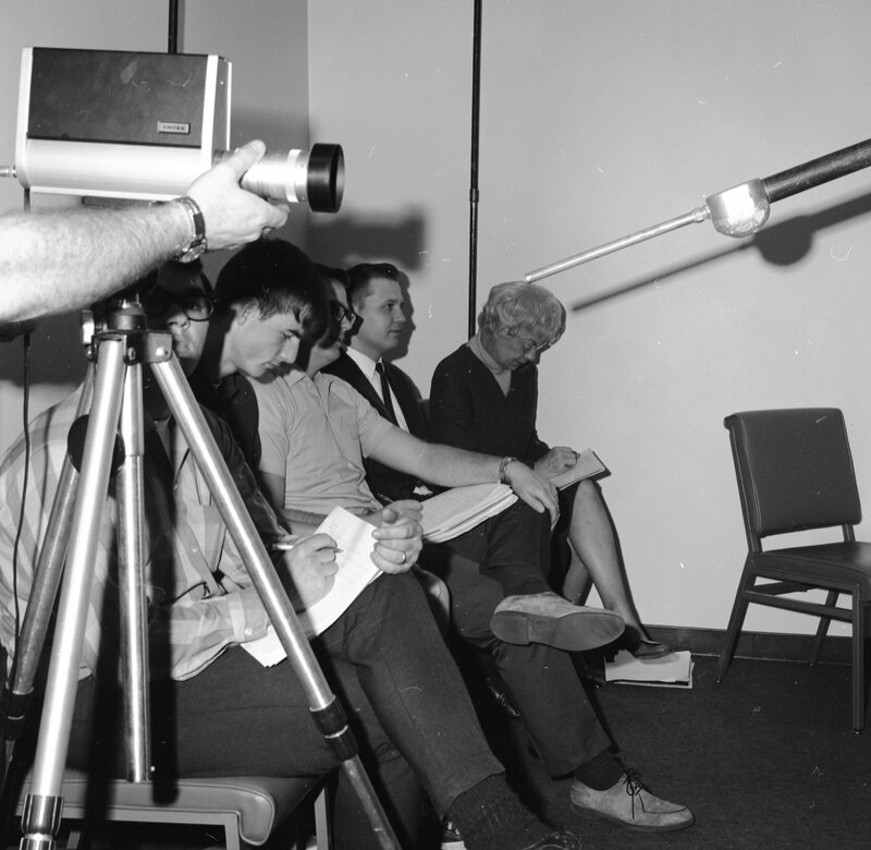 1969 Classroom, TV Studio 04