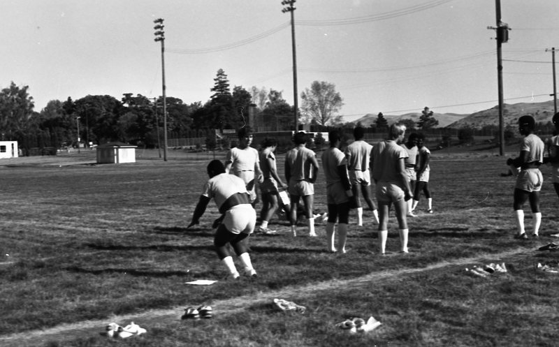 1982 Football Shoe Supply 03
