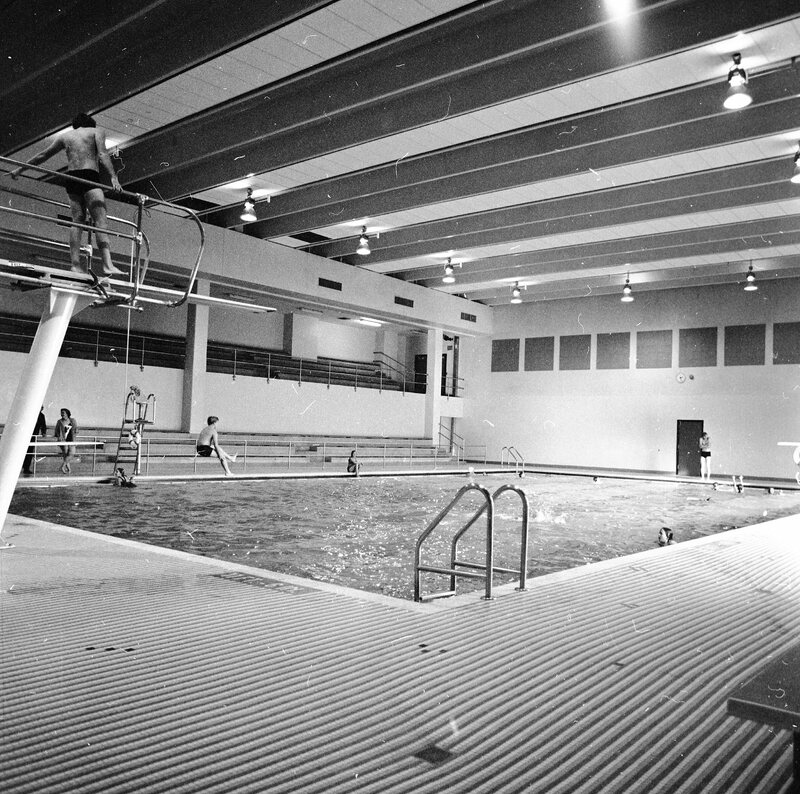1972 Swimming, Diving Practice 16