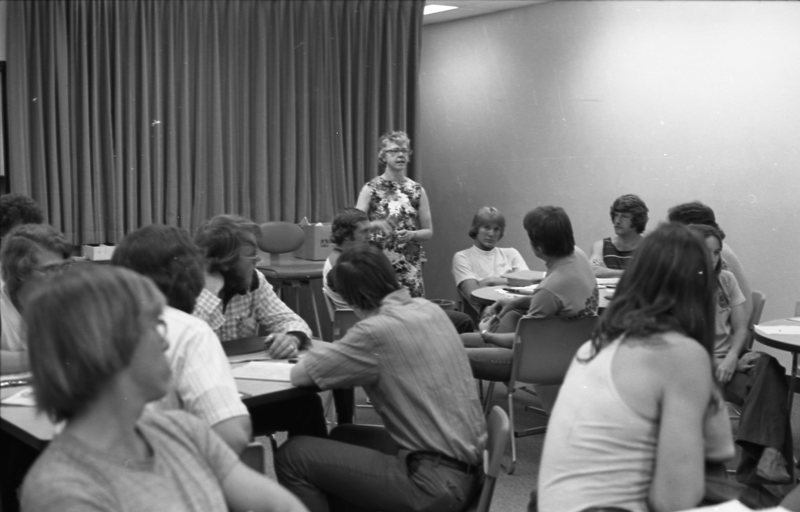 1976 Classroom, Education 07