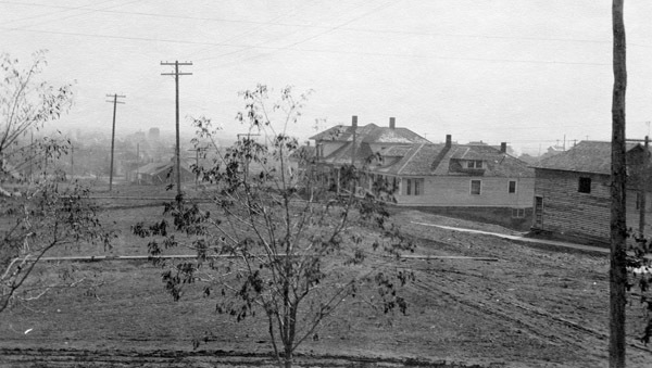 La Grande, Elevated View 8