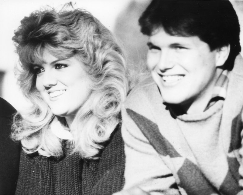 1986 Students, Outdoors in March 01