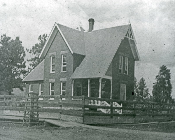 Elgin Home, Mays