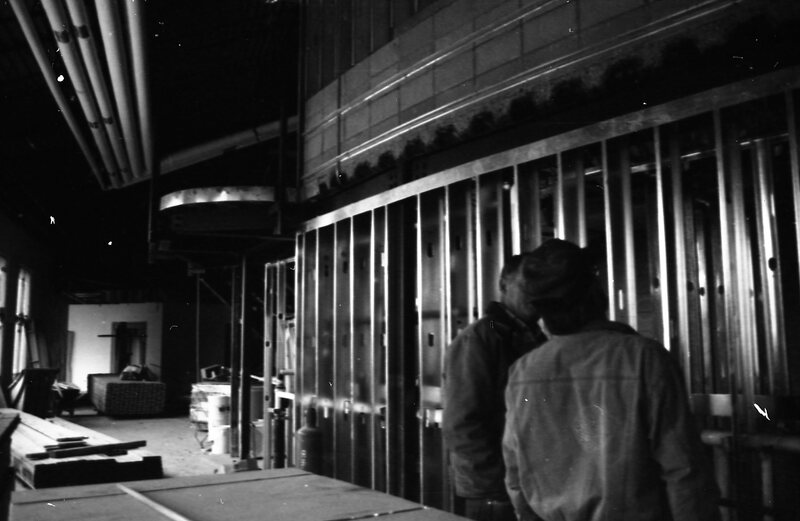 1990 Loso Hall Construction, Interior 02