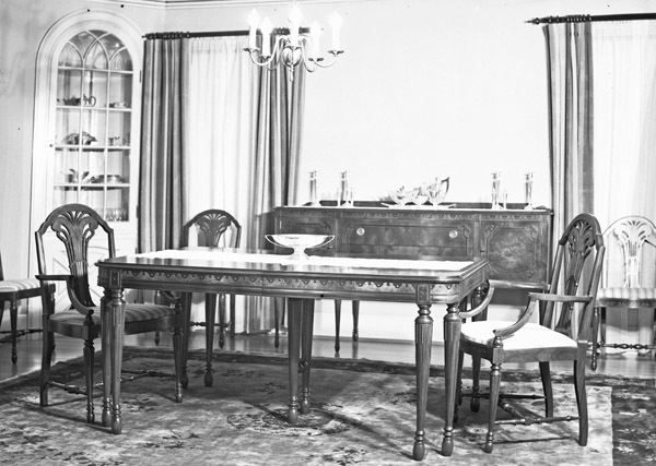 La Grande Home, Interior-B 26
