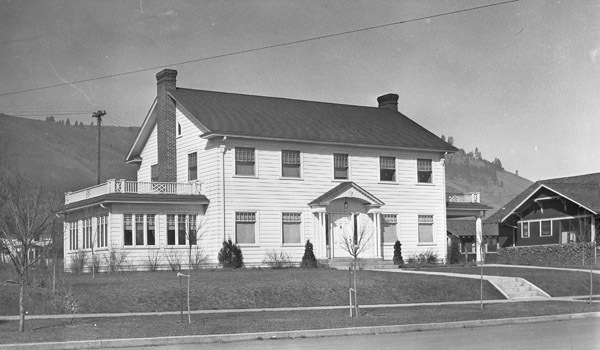 La Grande Home, Reuter-B 19
