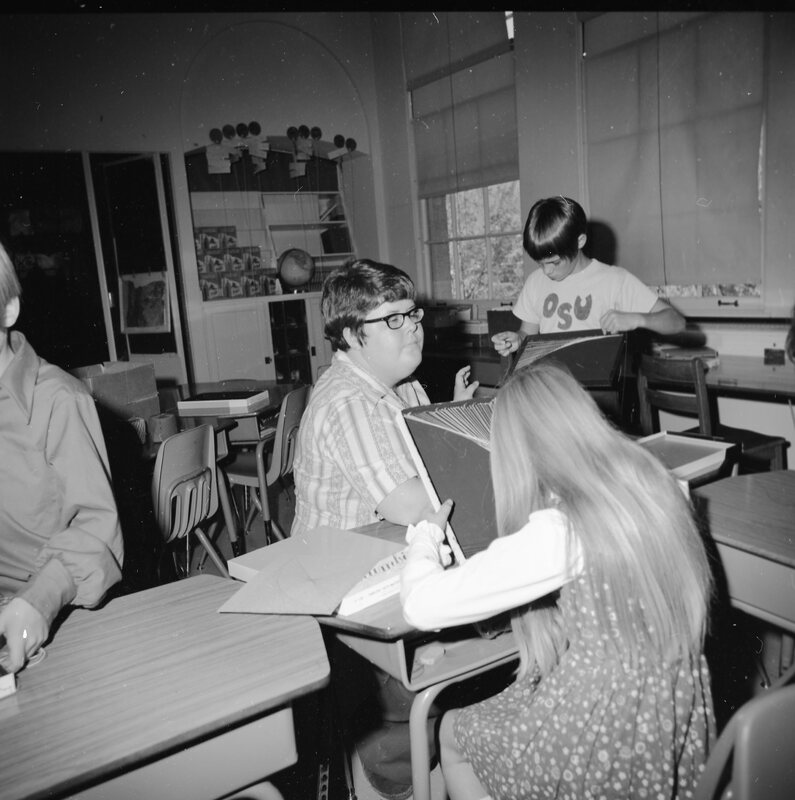 1972 Ackerman Elementary School, Classroom 07