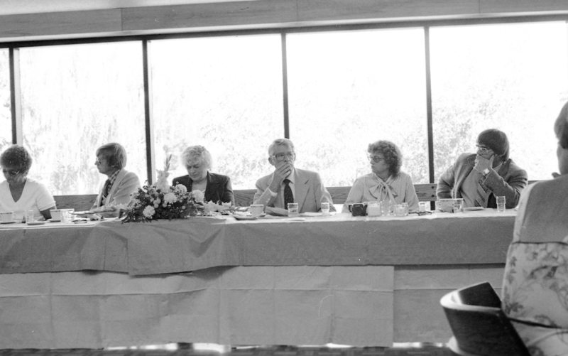 1982 Summer Graduation, President's Table 03