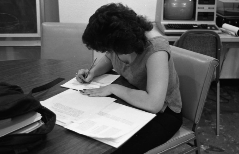 1985 April, Student Studying 01