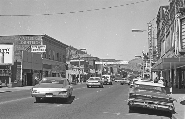La Grande, Street Scene 4