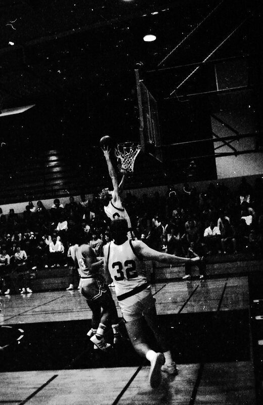 1985 Men's Basketball, EOSC vs. LCSC 02