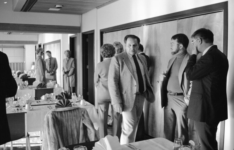 1986 Foundation Dinner, Social 02