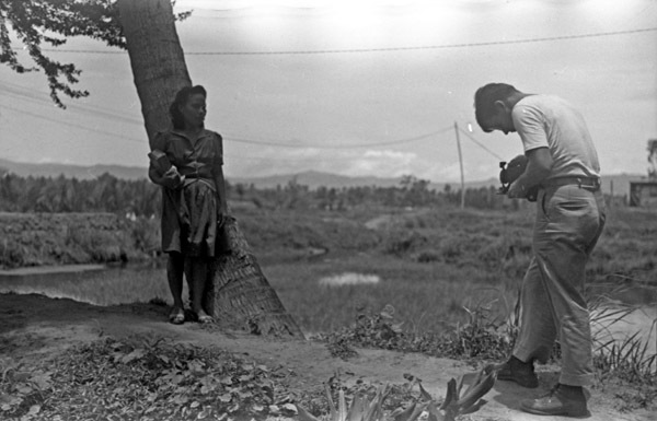 Fred Hill Photographing 1