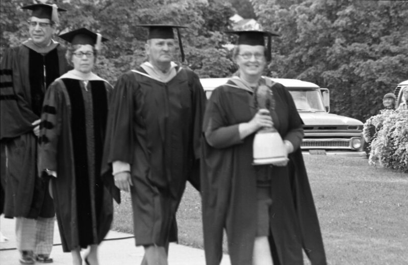 1976 Graduation, Faculty Walk 04