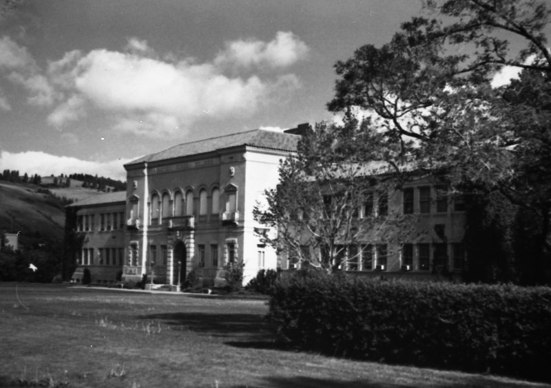 1981 Inlow Hall 02