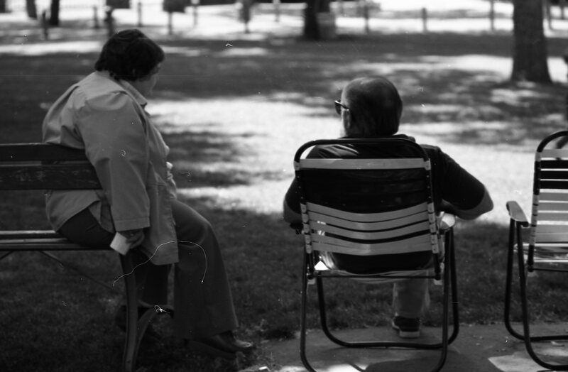 1985 Employees, Picnic at Riverside Park 06