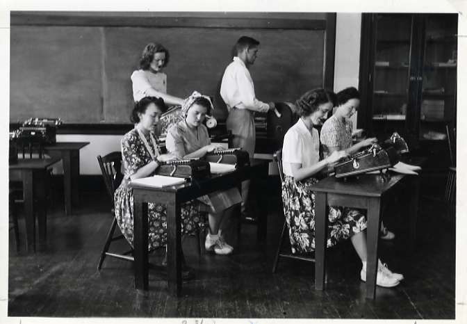 40's Classroom, Office Practice 2