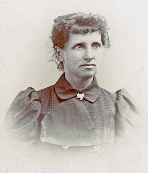 Portrait - Hutchinson, Mary 1