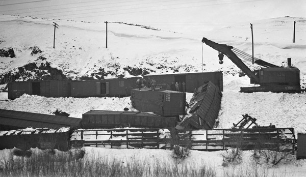 Train Wreck, Snow 5