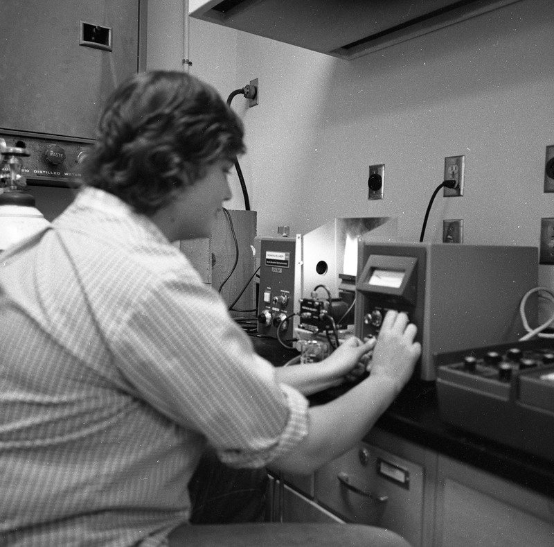 1979 Science, Chem Lab 09