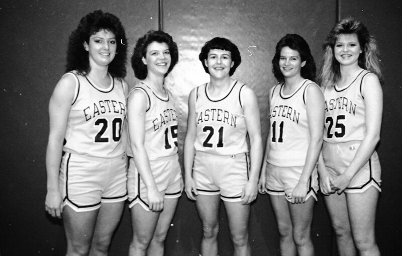 1988 Women's Basketball Players 10