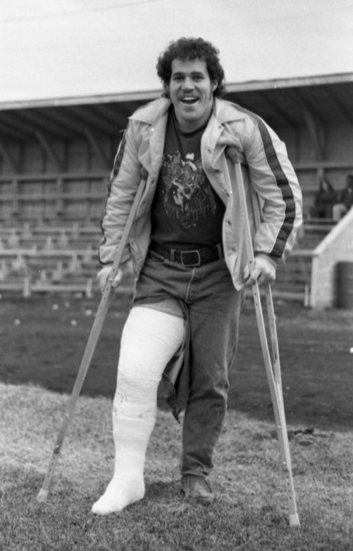 1978 Football Player, Injured 2