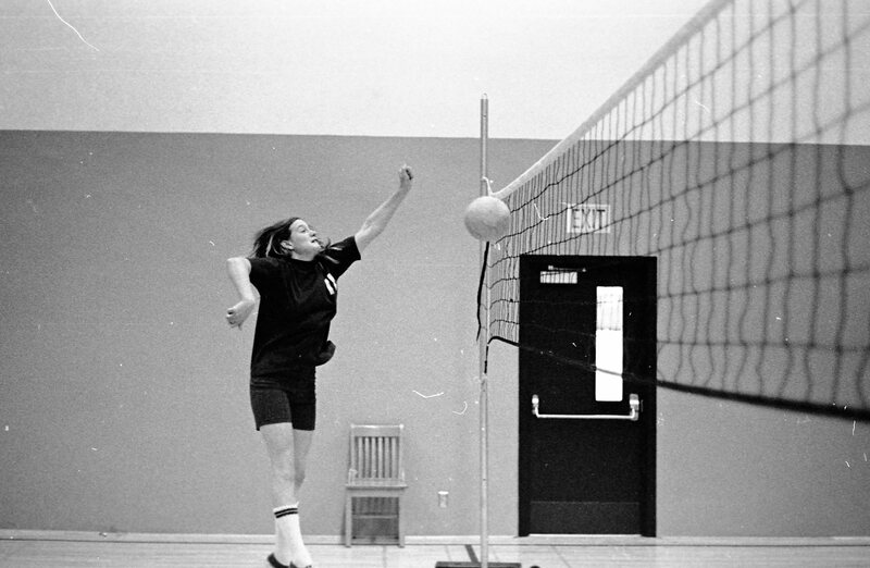 1972 Volleyball Action 09