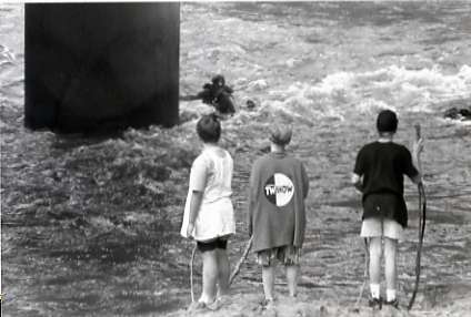 80's Raft Race Floating 1