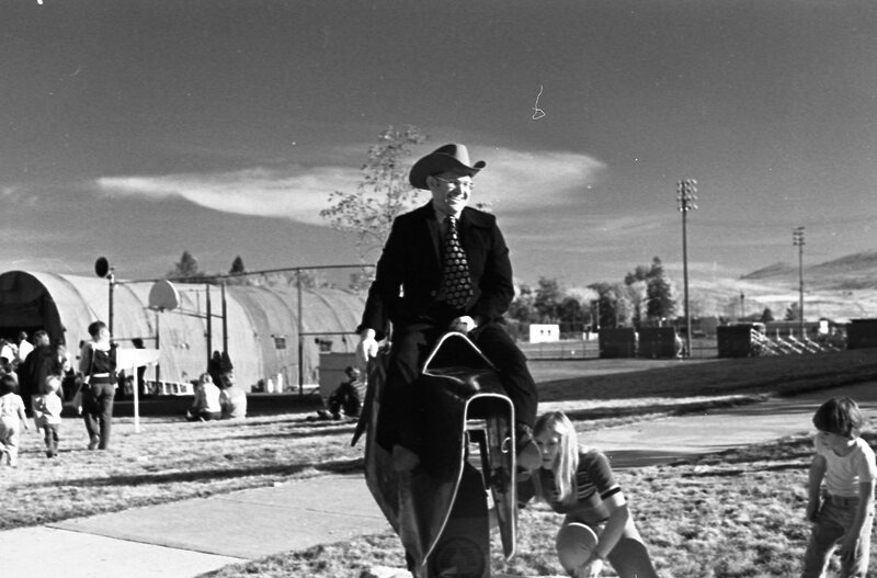 1977 Octoberfest, Mechanical Bull 04